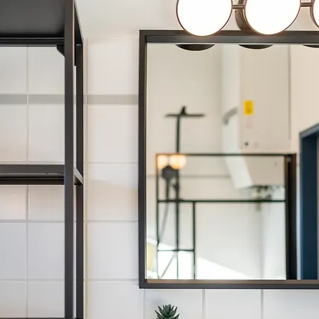 Myflat - Bright Near Station Wien