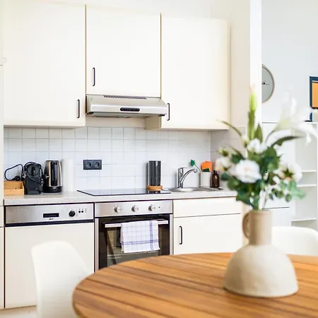 Myflat - Bright Near Station