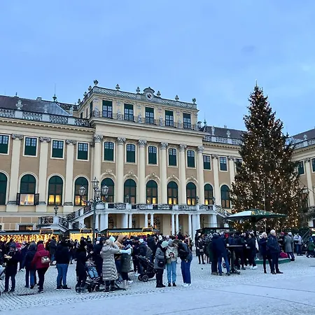 Apartment Imperial Schoenbrunn *