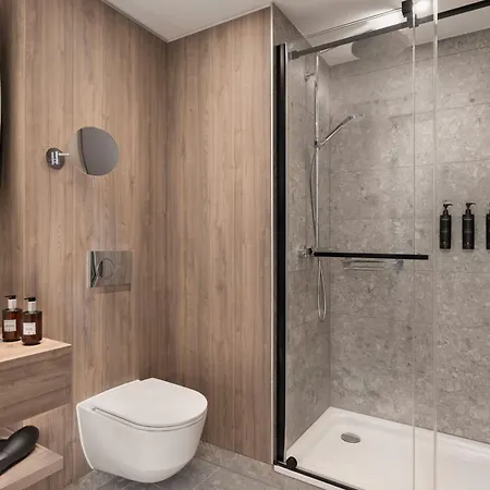 By Marriott East Ξενοδοχείο με διαμερίσματα