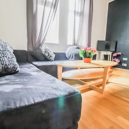 Deluxe 5p Mm A Apartment *