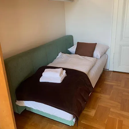Stylish, Cosy & Central 