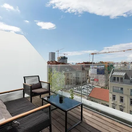 Mit Traumhafter Dachterrasse & Weitblick *