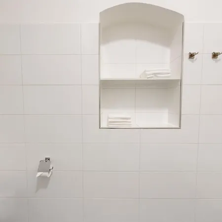 Alon Homes - Premium Center