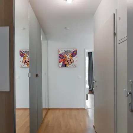 Sweet - 20 Minuten Ins Zentrum Und Garage Vienna