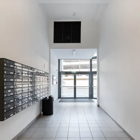 Sweet - 20 Minuten Ins Zentrum Und Garage Apartment Vienna
