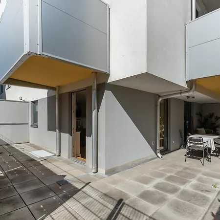 Sweet - 20 Minuten Ins Zentrum Und Garage Apartment Vienna