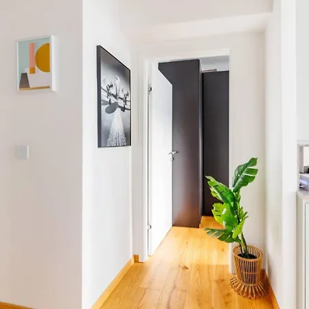 Near Metro - Netflix - Free Wifi