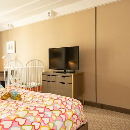 Hilton Plaza 4* Wenen