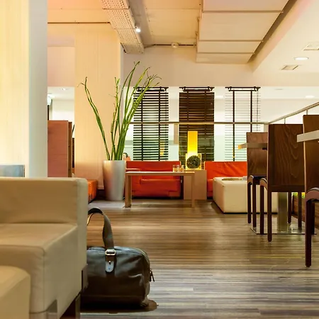 Ibis Messe Hotel 3*
