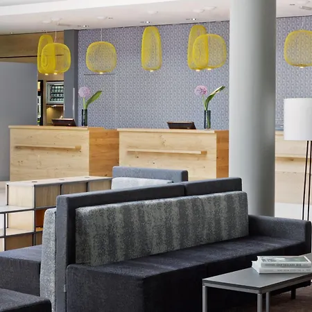 Courtyard By Marriott Prater/messe Hotel
