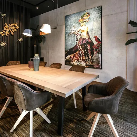 Adina Serviced Apart-hotel 4*