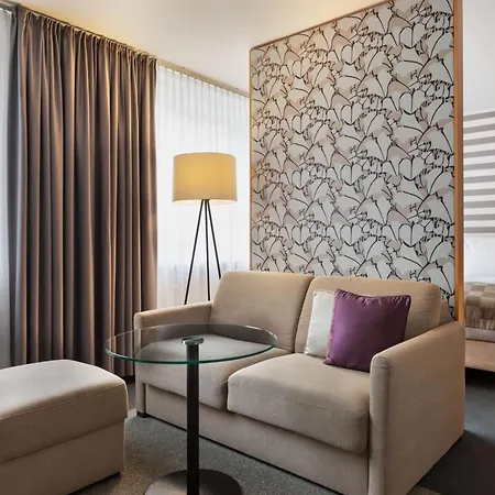 By Ihg Hotel Viena