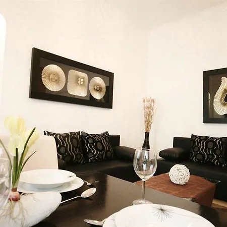 Cityapartments - Luxury 1 *