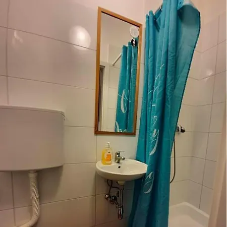 Apartment Monte Mini 10 Minutes To Downtown *