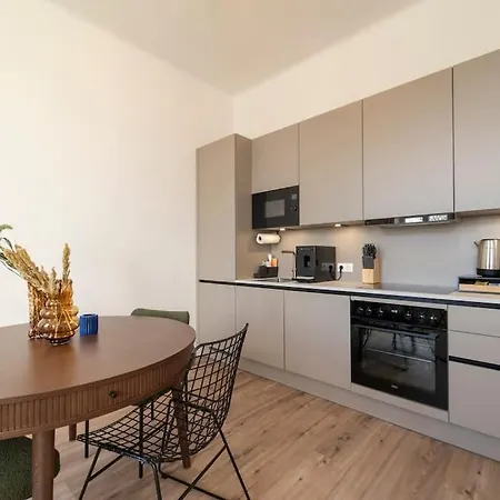 Apartamento Josef's I Premium I Schoenbrunn Palace Viena
