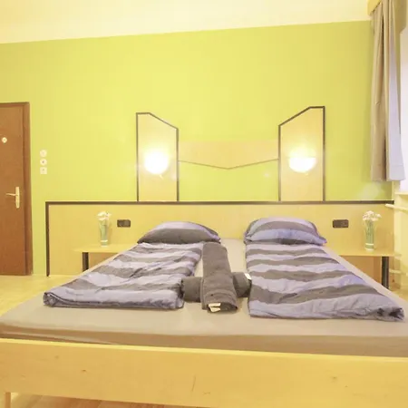 Triple In Hutteldorfer Strasse Area Aparthotel Vienna