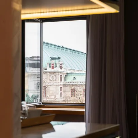 The Hotel 5*