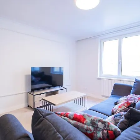 Stylish Two Bedrooms Next Belvedere
