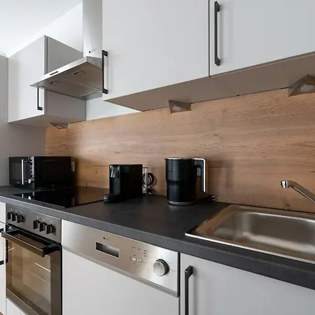 Apartment Sunny 1br With Balcony By Hm Vienna