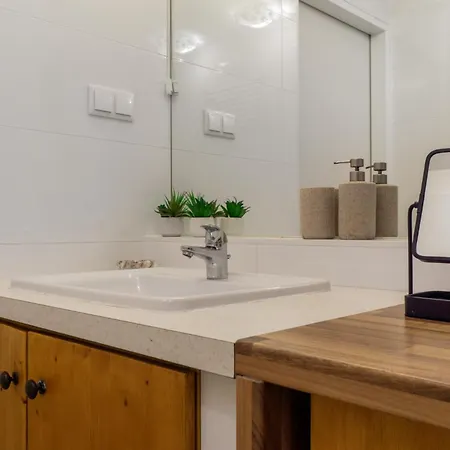 With Garden Close To Stadthalle, Westbahnhof Apartment *