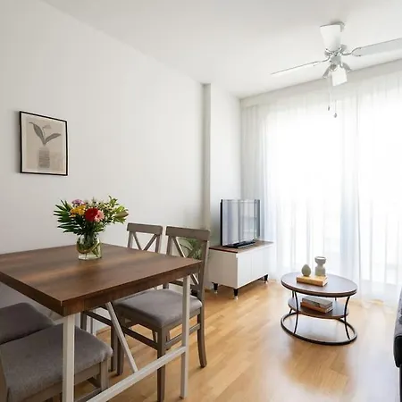 Trendy 1br, Direct Access By Hm Apartment *