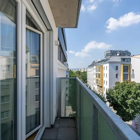 Trendy 1br, Direct Access By Hm Apartment *