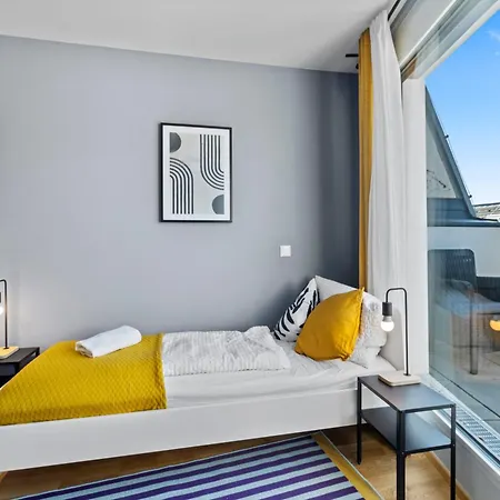 Paid Parking - 1 Minute To Public Transport - 3 Min To Supermarket And Pharmacy Apartmán