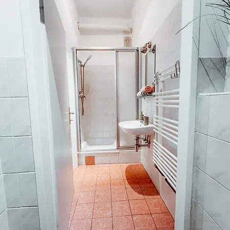 Apartment Raimond 27 *