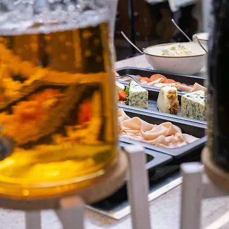 皇家酒店 4* 维也纳