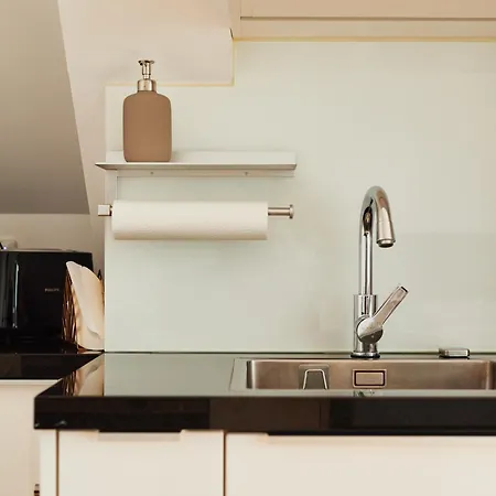 Apartament New Spacious Ultra-modern In Westbahnhof Wiedeń