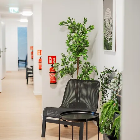 Vandrarhem Chic By Home2 *
