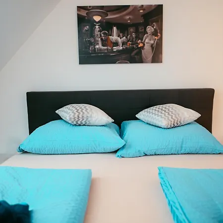 Deluxe Wenen