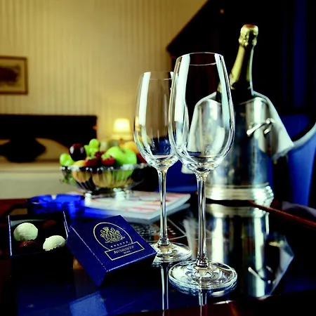 Ambassador 5*