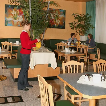 Asperner Loewe 3* Wien