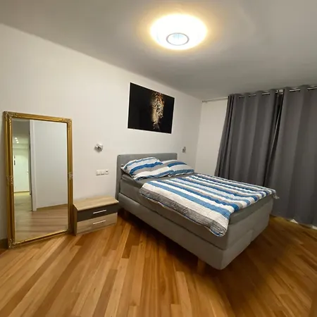 Neicapartmentlandskron 1010 Vienna