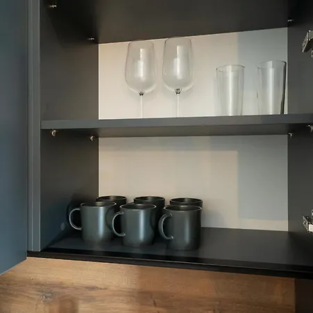 Pet-friendly Flat Near Belvedere *