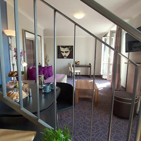 Aparthotel 24hours-apartment & Arion Cityhotel Vienna
