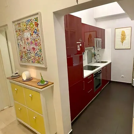 Apartment Feel At - Self Check In