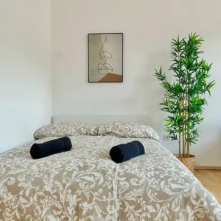 Apartmán 50 M2 Stylish With Free Parking & Netflix *