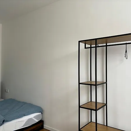 Apartment Schoenes Design, 3 Queensize-betten, Walk In Dusche, Kueche Komplett Mit Nespresso, Zusatzpaket Moeglich Kleinkinderbett, Kindergeschirr, Hochstuhl *