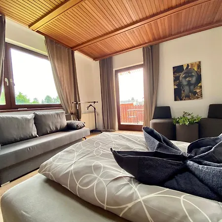 Family In Am Schopfwerk Area Homestay *
