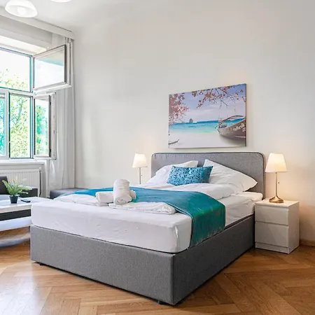 Brilliant 2br Apt. Near Akh-hospital *
