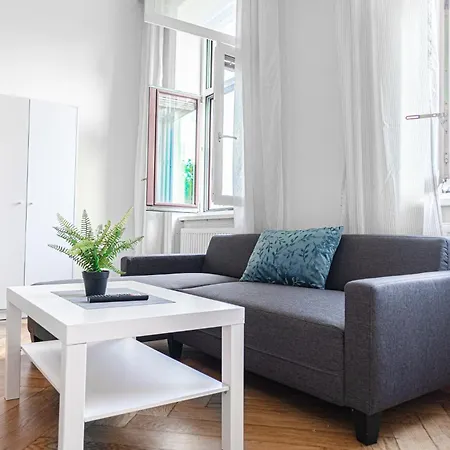 Apartment Brilliant 2br Apt. Near Akh-hospital *