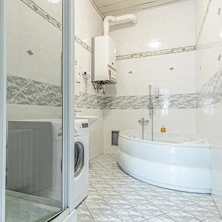 Brilliant 2br Apt. Near Akh-hospital *