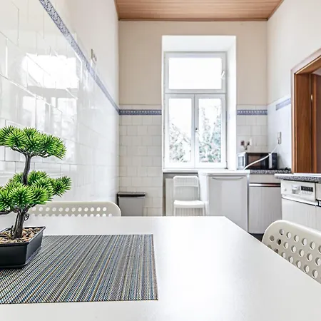 Brilliant 2br Apt. Near Akh-hospital Vienna