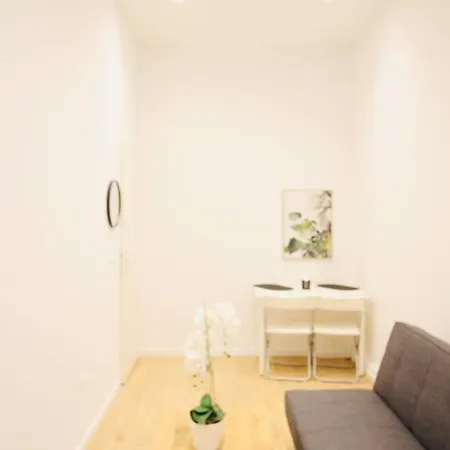 Cozy In Center Dw5 Homestay *