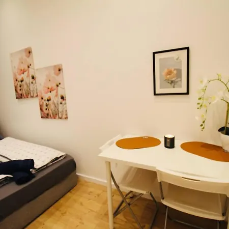 Homestay Cozy In Center Dw5 *