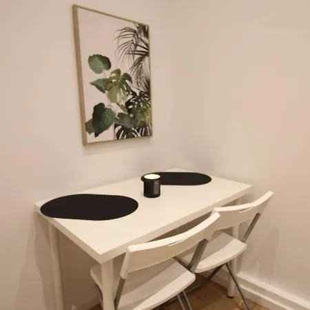 Cozy In Center Dw5 Homestay *