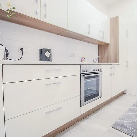 Accommodatie bij particulieren Comfortable In The Alterlaa Area Lv3